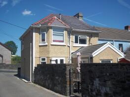 135, Rhiw Road, Swansea SA9 2RF