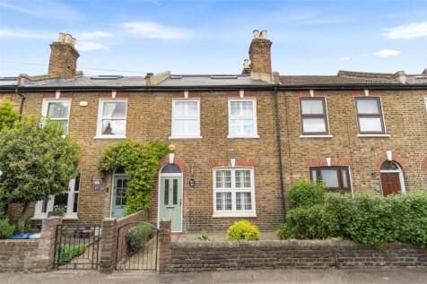Lion Road, Twickenham, TW1
