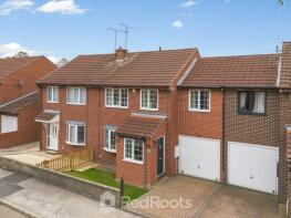 17, Landsdown Avenue, South Kirkby, Pontefract WF9 3EU