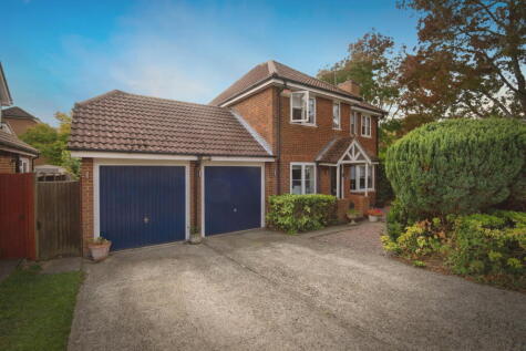Alban Road, Letchworth Garden City, SG6 2AT