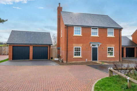 Holbrooke Place, Hurstbourne Priors, RG28