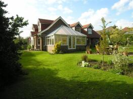 Burrswood, Hugletts Lane, Cade Street, Heathfield TN21 9BX
