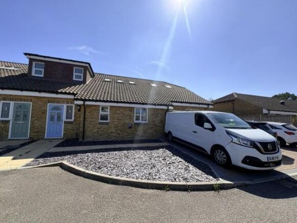 astonmews96.jpg