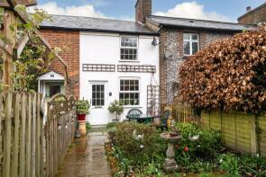 6, Bradden Cottages, Bradden Lane, Gaddesden Row, Hemel Hempstead HP2 6HZ