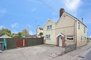 2, Westbury Road, Yarnbrook BA14 6AA