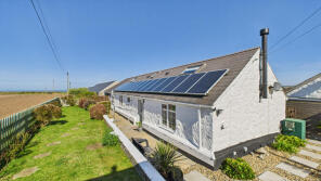 3 Flora Belle Cottage, Mayon Farm, Penzance TR19 7AD