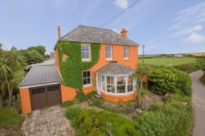 Eldoret, Galmpton Cross, Kingsbridge TQ7 3ET