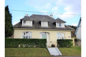 Mcatholl Cottage, A984 Main Road, Perth PH1 4JJ