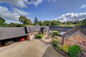 The Old Stables, Yock Lane, Pershore WR10 3NS