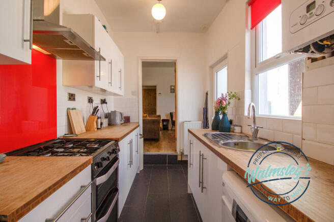 Kitchen towards sitting room