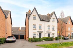 11, Garrett Drive, Warwick CV34 7BN