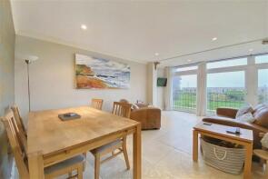 19, Heron Court, Bridport DT6 4HF