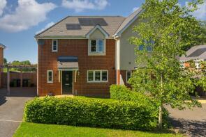 6, Tealby Close, Tadworth KT20 6AX