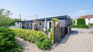 1, Peene Farm, Newington Road, Folkestone CT18 8BA