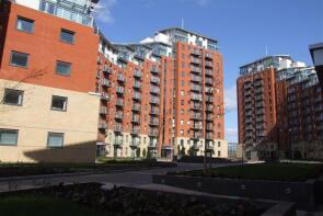 61, Faroe, Gotts Road, Armley, Leeds LS12 1DF