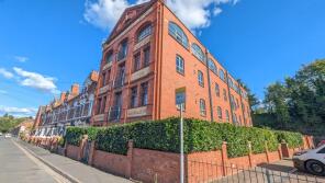 Apartment 9, 31 The Hop House, Middle Street, Worcester WR1 1NQ