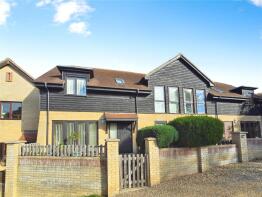 3, Meadow Barn Close, Totland Bay PO39 0DF
