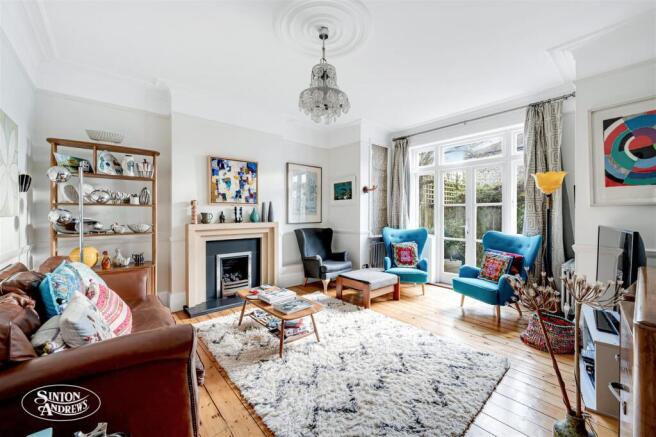 4 Carew Road-3.jpg
