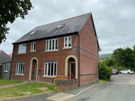 36, Parc Caradog, Tre-wern, Welshpool SY21 8DS