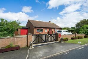 Green Pastures, Main Road, Withernsea HU19 2RB