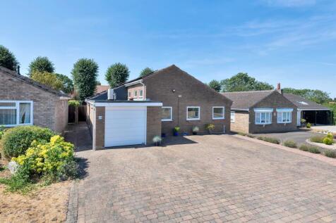 Peterhouse Drive, Newmarket, CB8