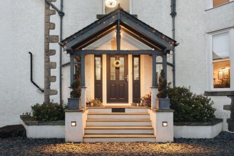 La Sagesse, Queens Drive, Windermere, LA23 2DE