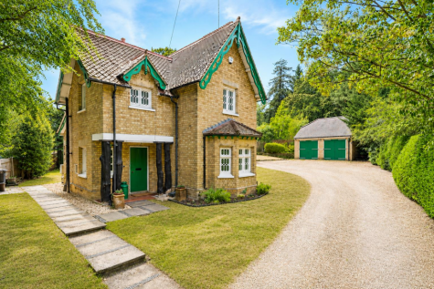 Plantation Road, Leighton Buzzard, Bedfordshire