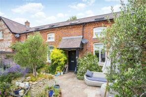 3, Stable Cottages, Rockley Road, Marlborough SN8 1RY