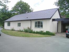 Broombank, Garth, Guilsfield SY21 9BX