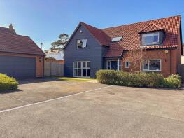 24, Parklands Orchard, Gloucester GL2 7PE