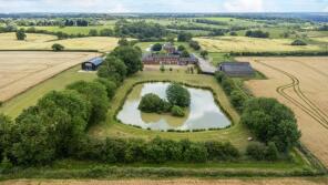 The Old Hay Barn, Cromwell Farm, Haselbech Road, Northampton NN6 6BT
