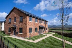 21, Maes Cinmeirch, Llanrhaeadr, Denbigh LL16 4BG