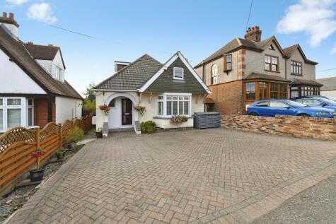 Down Hall Road, Rayleigh
