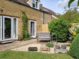 4, Mill Green Close, Bampton OX18 2HE