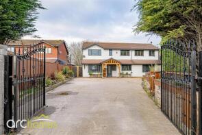 6, Croftlands, Wigan WN5 7AD