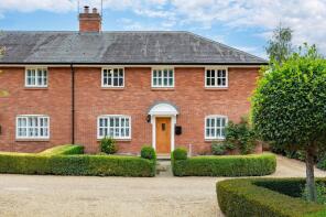 7, Garden Lane, Newport Pagnell MK16 9ED