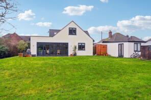 Oak Cottage, Christopher Close, High Wycombe HP14 4SF