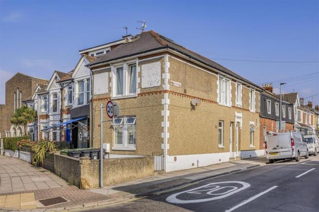 93A Tangier Road, Baffins-PorticoMarketing-SoldBy2