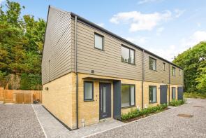 3, Whiteway Close, Headbourne Worthy SO23 7XR