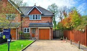 3, Vicarage Grove, Hound Green, Hook RG27 8JJ