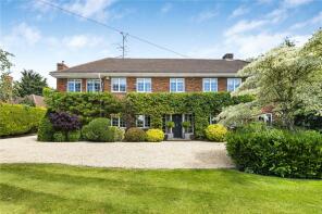 White Waltham House, Waltham Road, White Waltham, Maidenhead SL6 3SH