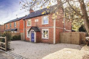 Burnley, Road Running Through Stoke Row, Stoke Row, Henley-on-thames RG9 5QL