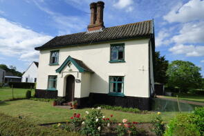 Holly Cottage, The Green, Norwich NR15 1TH