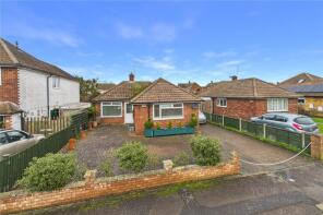 5, Fernie Close, Kettering NN15 6RE