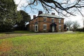 Willington Lodge, Lane From Whitchurch Road To Willington Grange, Horsemans Green, Whitchurch SY13 3BZ