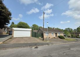 22, Portway Crescent, Brackley NN13 5LZ
