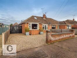 21, Lone Barn Road, Norwich NR7 8HZ