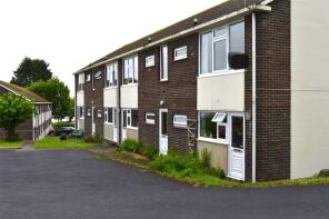 15, Traethgwyn Flats, Holiday Camp (private), New Quay SA45 9SP