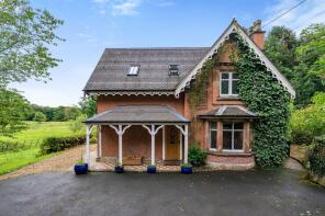 Greyhound Lodge, Prestbury Road, Macclesfield SK10 4PY