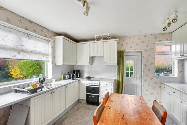 Kitchen_ (2).jpeg